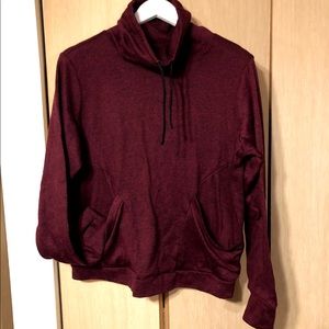 Turtle neck like athletic top